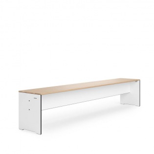 Conmoto RIVA Bank, Indoor